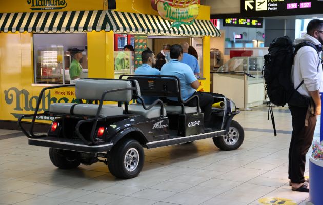 Aeropuerto Internacional de Tocumen, reglamenta el uso de vehículos eléctricos dentro de las terminales aéreas. Foto: Cortesía