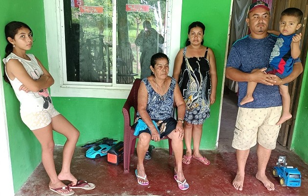 Dolor y tristeza hay en la familia de los pescadores desaparecidos. Foto: Diomedes Sánchez 