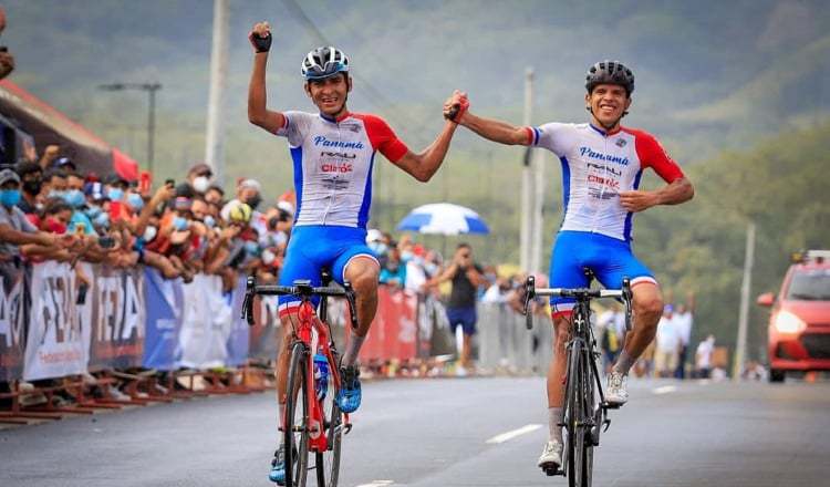 Los pedalistas Alex Strah y Franklin Archibold. Foto: Fepaci