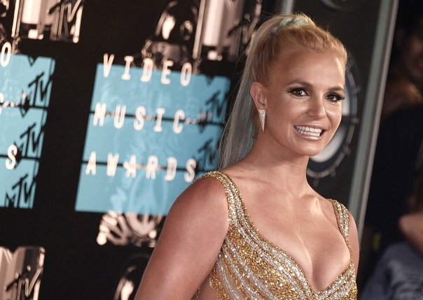 Britney Spears accuses security of alleged slap