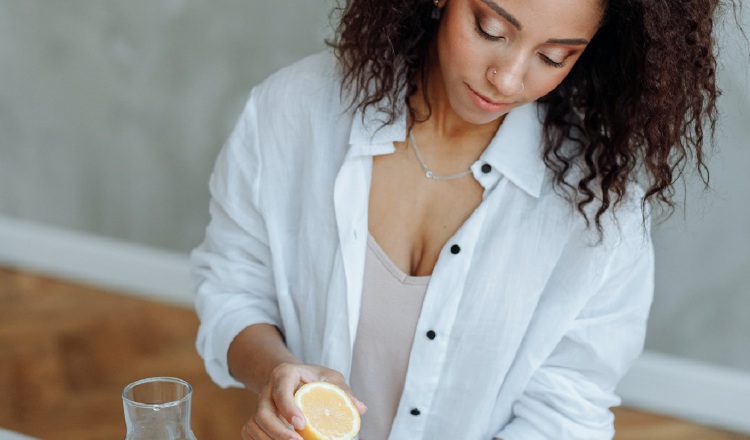 Food for healthy skin and hair