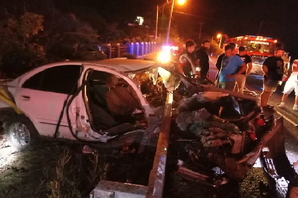 Luis Herrera conducía un vehículo tipo sedán, a la altura de Ciénaga Larga, cuando perdió el control. Foto. Thays Domínguez