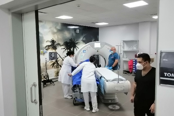 El hospital también recibió nuevo equipo para varias especialidades. Foto. Thays Domínguez