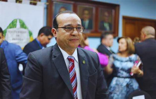 El rector de la Universidad de Panamá, Eduardo Flores. Foto: Archivo