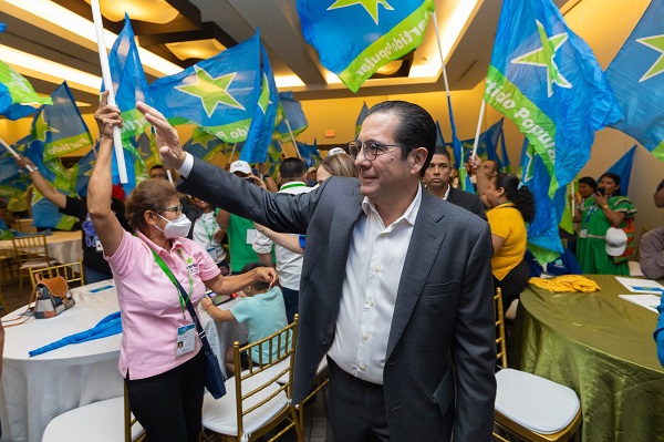Martín Torrijos fue escogido candidato presidencial por 359 delegados del PP. Foto: Twitter
