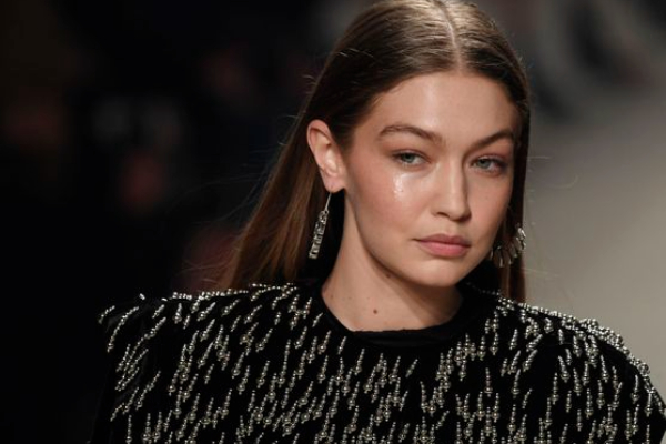 Gigi Hadid se declaró culpable y recibió una multa. Foto: EFE