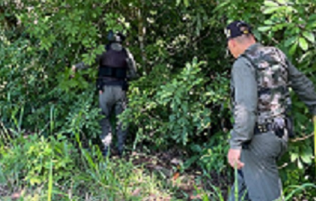 Los sospechosos se internaron en la zona próximo al río David. Foto: José Vásquez