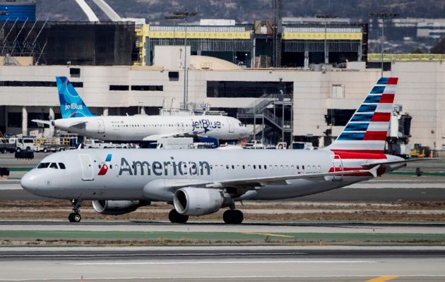 La mayor aerolínea de EE.UU., American Airlines, anunció este jueves importantes ganancias. Foto: EFE