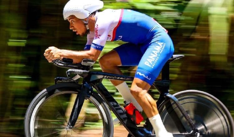 Bolívar Espinosa, dice que asume el reto de defender el título del Tour de Panamá que ganó el año pasado. Archivo