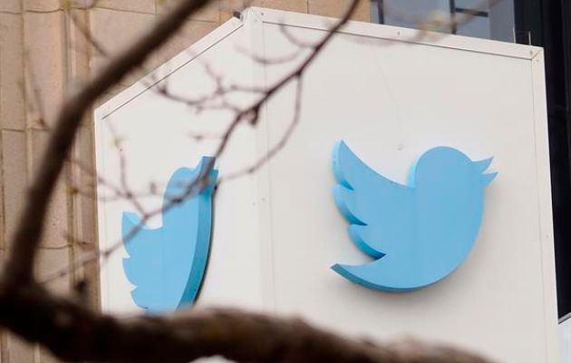 Elon Musk will replace the blue bird on Twitter with an X