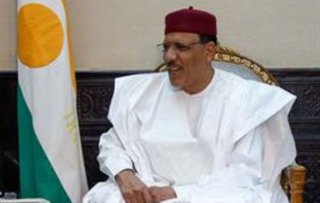 El presidente de Níger, Mohamed Bazoum, en el Palacio Presidencial de Niamey. Foto: EFE