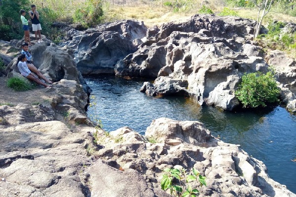 El chorro de San Pedro, es uno de los atractivos en Ocú que puede desarrollarse para hacer turismo interno y de senderismo. Foto. Melquíades Vásquez