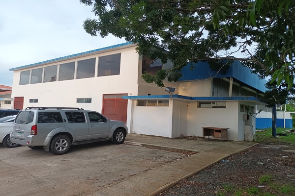 Gimnasio Eduardo Campbell, su obra sigue paralizada. Fotos: Melquiades Vásquez A. 