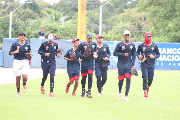 Jugadores del equipo panameño U18. Foto: Fedebeis