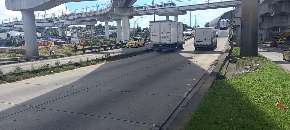 Por el puente se movilizan 13 mil vehículos entre 10 de la noche y 5 de la mañana. Los cierres totales iniciarán tres horas antes. Foto: Francisco Paz