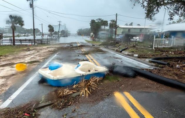 Idalia has made landfall and is moving across northwest Florida