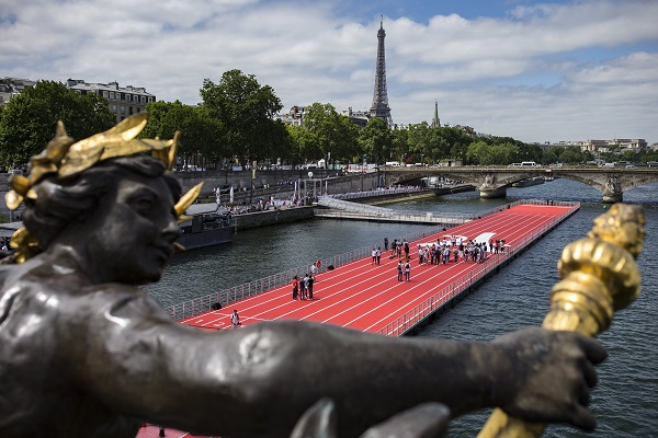 La ceremonia de apertura, el 26 de julio de 2024, no se celebrará en un estadio por primera vez en la historia. En su lugar, se hará en el Sena, el río que atraviesa el centro de la capital francesa. Foto: EFE La ceremonia de apertura, el 26 de julio de 2024, no se celebrará en un estadio por primera vez en la historia. En su lugar, se hará en el Sena, el río que atraviesa el centro de la capital francesa. Foto: EFE