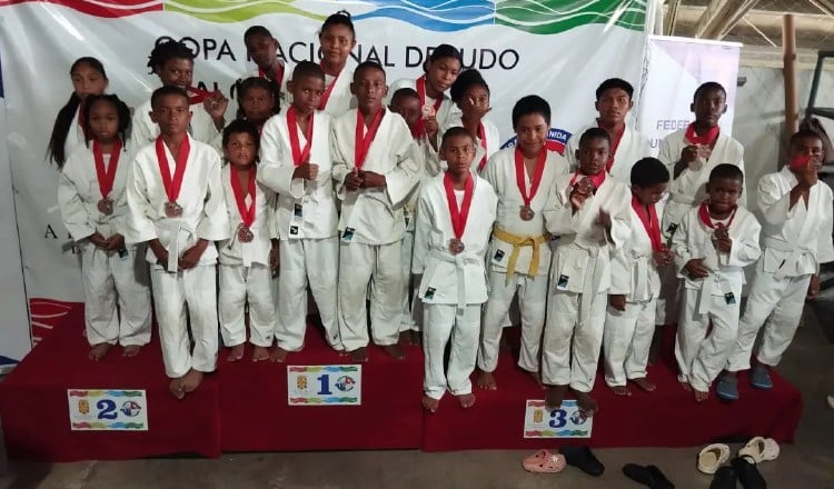 Delegación de Colón en el torneo de judo nacional Foto: Diómedes Sánchez