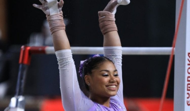 Hillary Heron, miembro del seleccionado panameño de gimnasia.