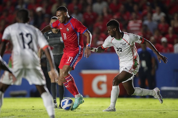 Ismael Díaz (11) anotó el segundo gol de Panamá. Foto: EFE