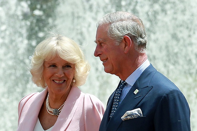 Camila y Carlos III. Foto: EFE