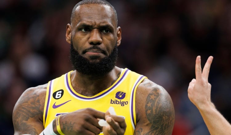 LeBron James jugador de los Lakers. Foto: EFE