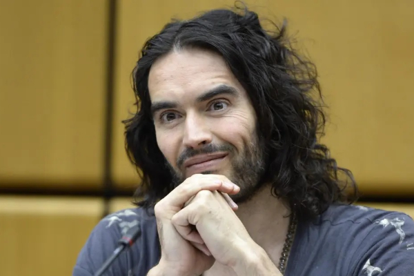 El actor y humorista británico, Russell Brand, en una imagen de archivo. Foto: EFE / Herbert Neubauer