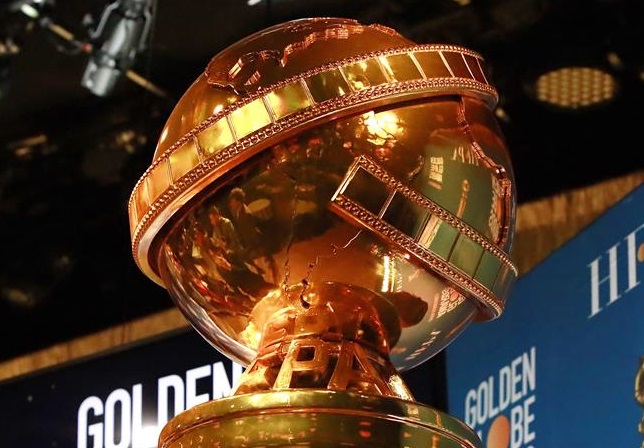 El trofeo de los Globos de Oro, en una fotografía de archivo. EFE/EPA/Nina Prommer