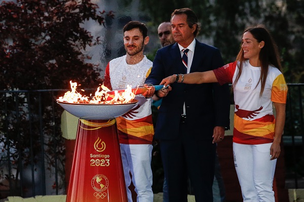 Chile is illuminated by the Pan American torch