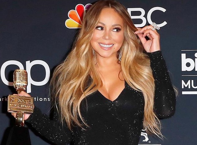 Mariah Carey announced Christmas tour dates