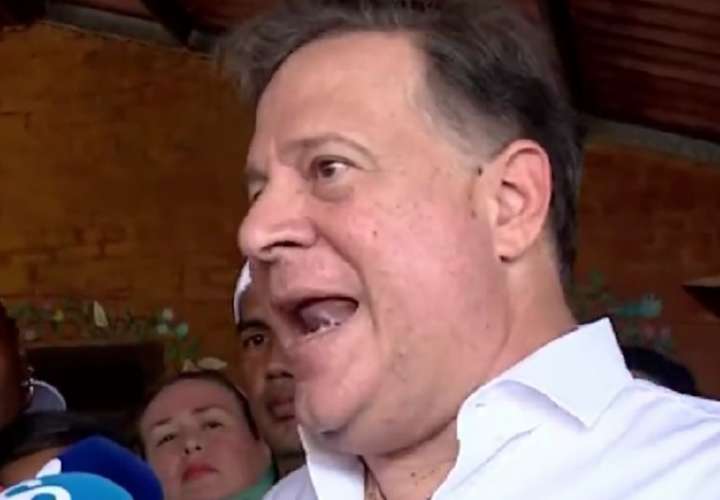 Expresidente Juan Carlos Varela.