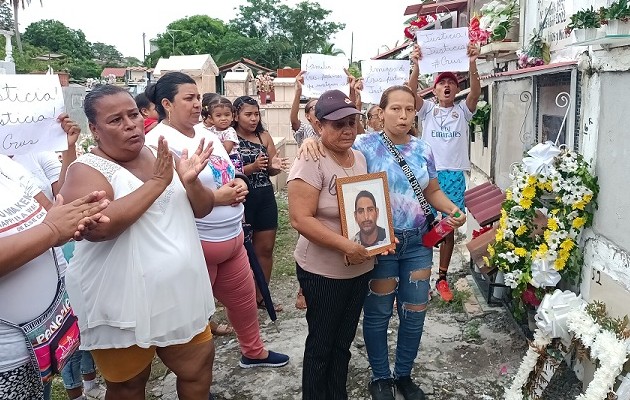 Los familiares del difunto sospechan que pudo haber mano criminal. Foto: Melquiades Vásquez.