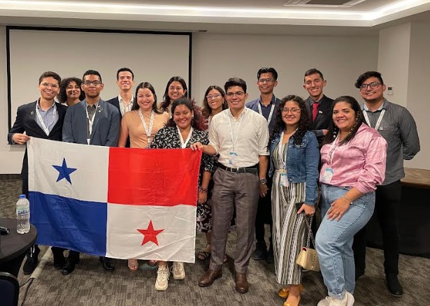 Panamanians won the prize in Guatemala