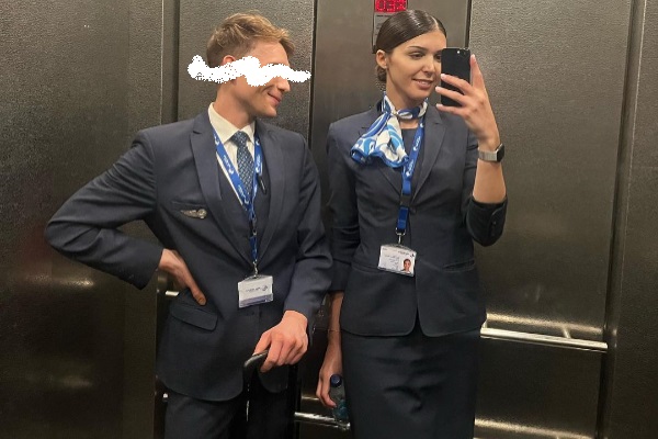 Marina Machete es asistente de vuelo de profesión. Foto: Instagram / @marinamachetereis