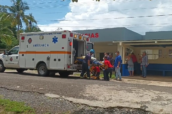 El paciente en estado más crítico fue transferido al hospital doctor Luis Chicho Fábrega para un tratamiento más completo. Foto. Ilustrativa