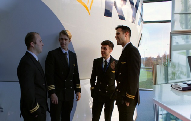 Los pilotos de Ryanair transportan 183,5 millones de pasajeros al año. Foto: Cortesía