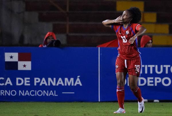 Marta Cox, capitana de la selección de Panamá. Foto:EFE