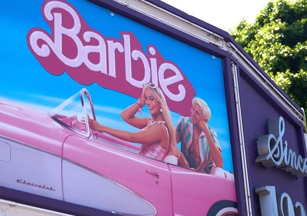 La película Barbie, dirigida por Greta Gerwig, se ha convertido en la más taquillera del estudio Warner Bros. Foto: EFE