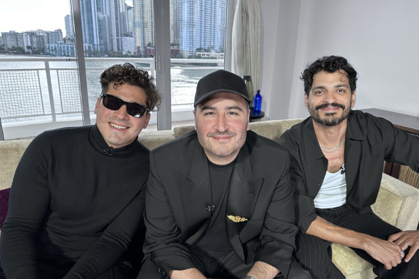 Los miembros de la banda mexicana Reik, (de i a d) Julio Mejía Eguía, Jesús 'Chuy' Navarro y Gilberto 'Bibi' Marín. Foto: EFE / Alicia Civita