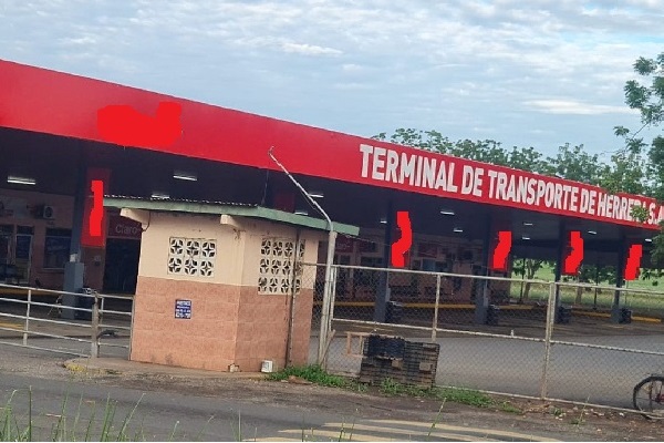 La medida de paralización del servicio del transporte podría extenderse. Foto. Thays Domínguez La medida de paralización del servicio del transporte podría extenderse. Foto. Thays Domínguez