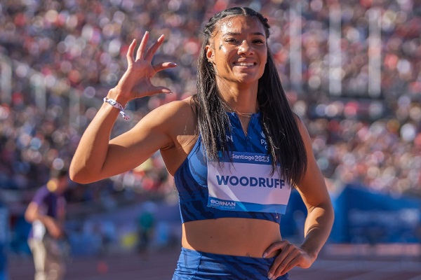 Gianna Woodruff fue descalificada en los 400 metros con vallas y perdió el oro. Foto: COP
