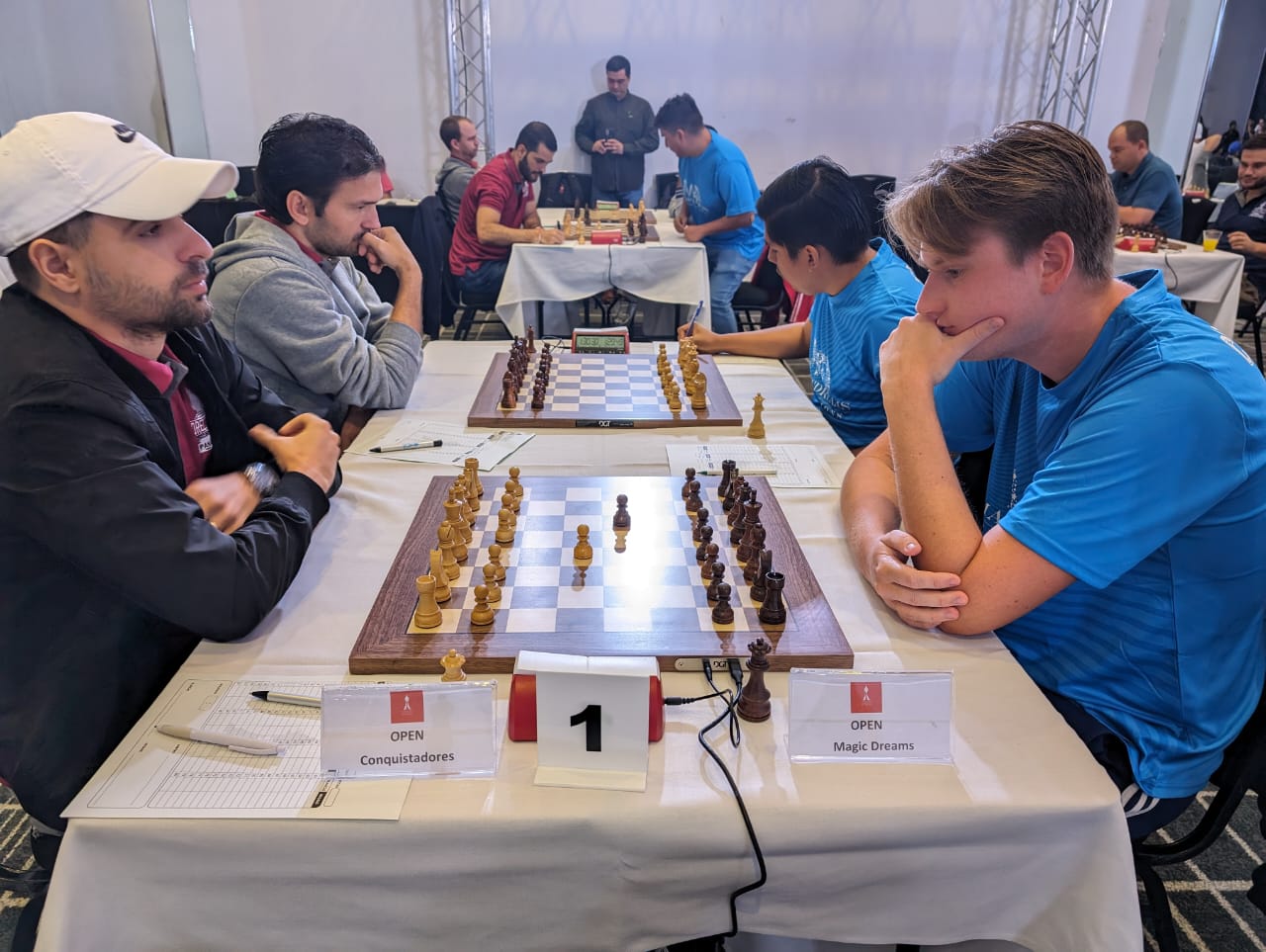 El Torneo Nacional por Equipos Abierto y  de la Categoría Sub 14, contó con 150 jugadores. Foto: Cortesía