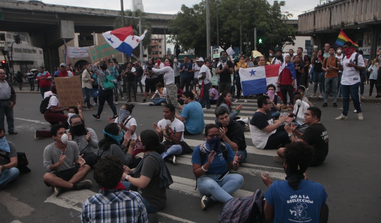 Muchos jóvenes han estado participando de las protestas. Archivo. 