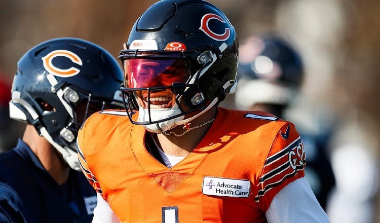 Justin Fields, mariscal de los Chicago Bears. Foto: @ChicagoBears