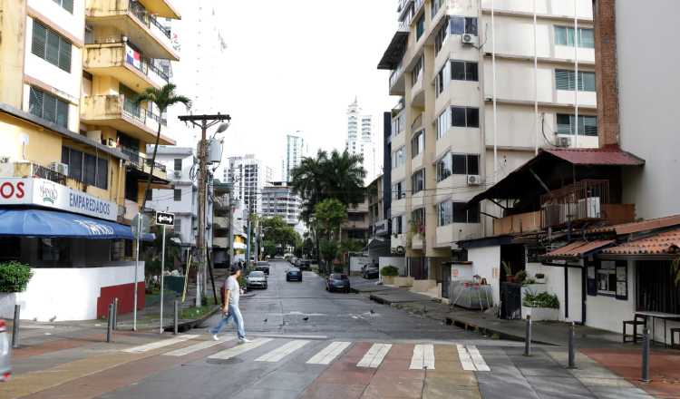 Esta es la calle Gaspar Octavio Hernández, que ha heredado, junto a otras calles adyacentes, el problema de las inundaciones. Foto: Cortesía