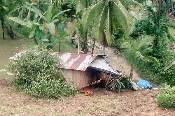 En Bocas del Toro algunas viviendas fueron afectadas. Foto. Sinaproc 