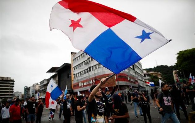 Jornada de protestas en rechazo al contrato entre el Estado y Minera Panamá. Foto: EFE