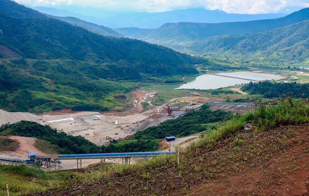 Depósito de relaves de la minera china Ecuacorriente que opera la mina Mirador, en El Pangui. Foto: EFE