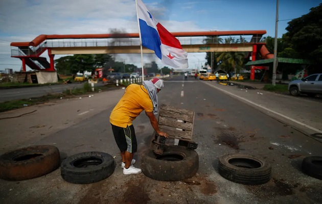 Panamá lleva más de un mes  en medio de protestas y cierres de calles. Foto. EFE