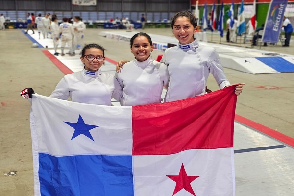 Panamá en esgrima en la rama femenina. Foto: Cortesía.
